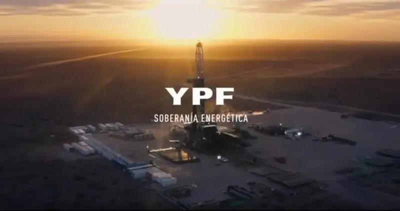 PUBLICIDAD YPF VACA MUERTA LADOBLE